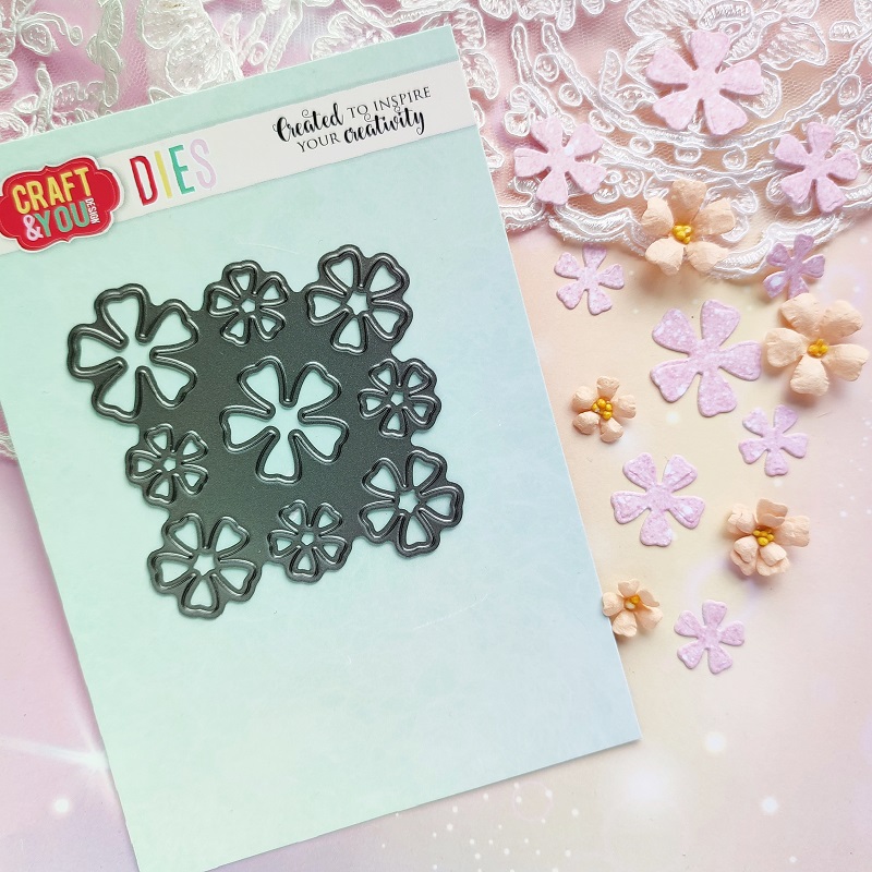  CW183 Cutting Die - Small Flowers - set 2
